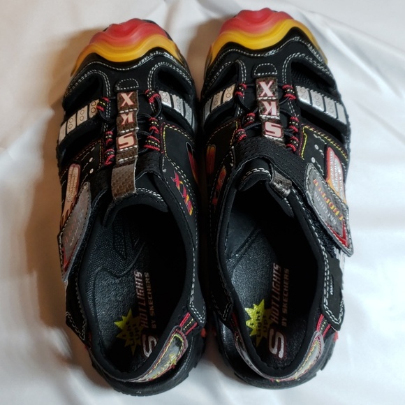 🎁SOLD💟NWOT LIGHT UP SKETCHERS - Picture 5 of 7